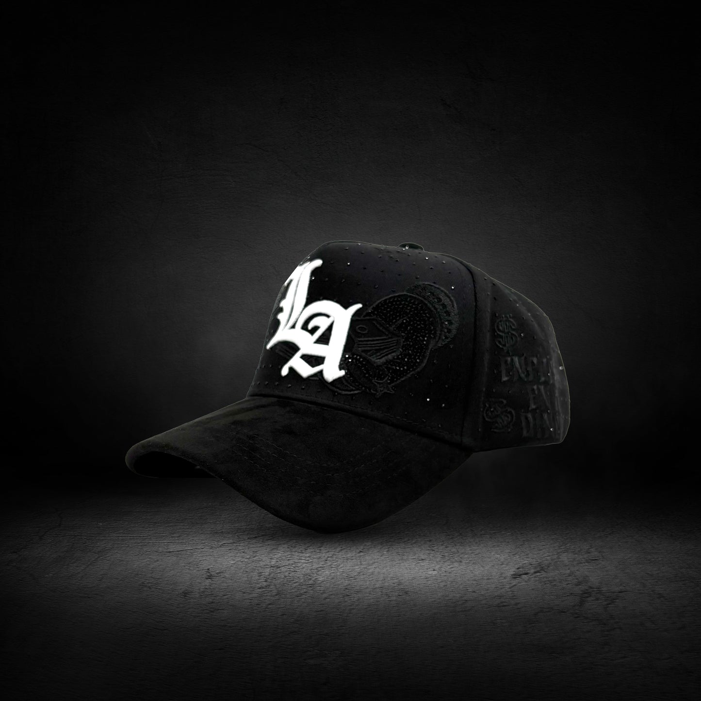 ENFOCADO EN EL DINERO.